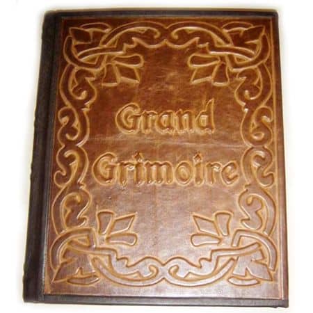Grand Grimoire – Book of Shadows and Magic Grimoire