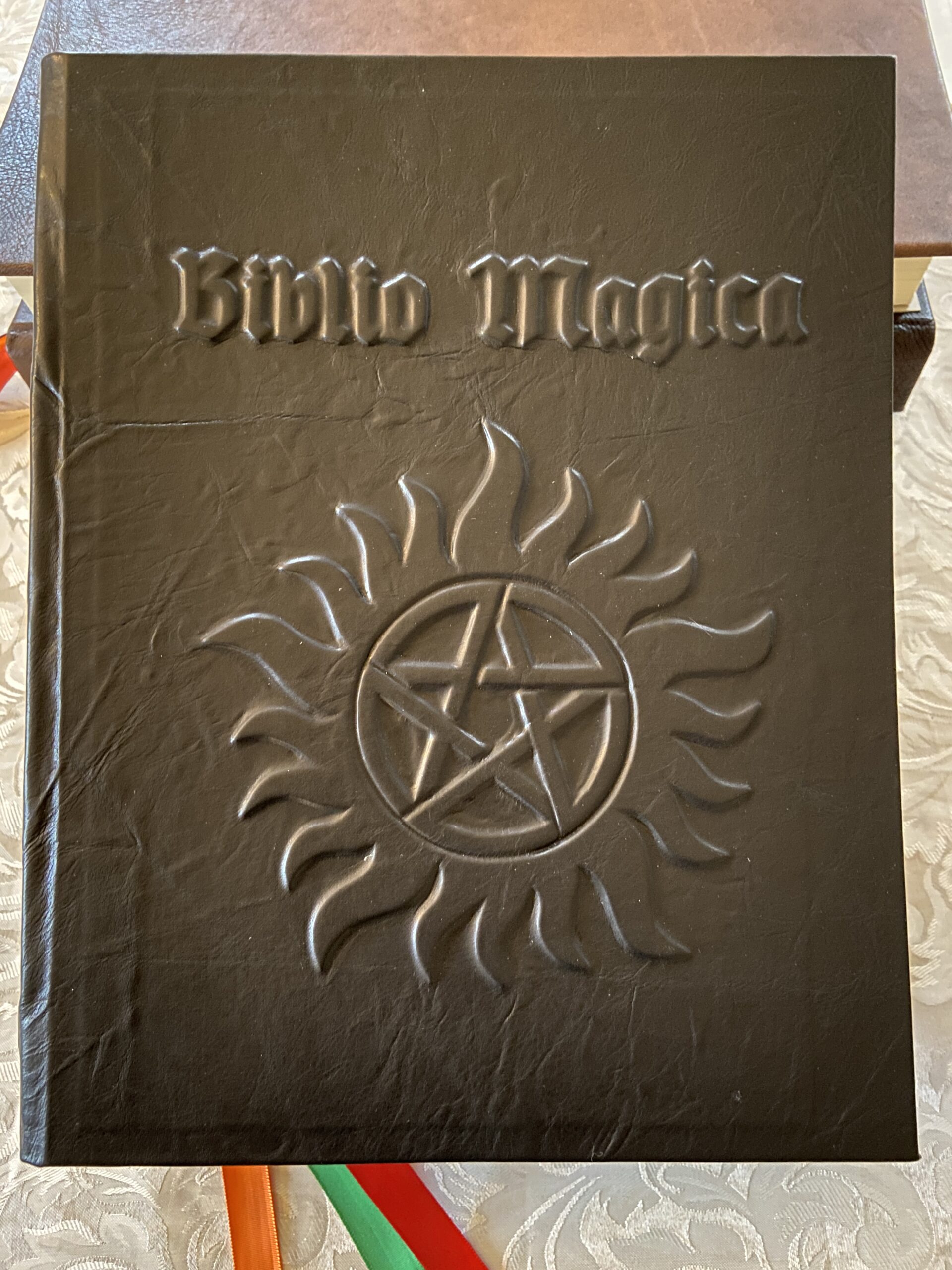 Biblio Magica with Pentacle – Book of Shadows and Magic Grimoire